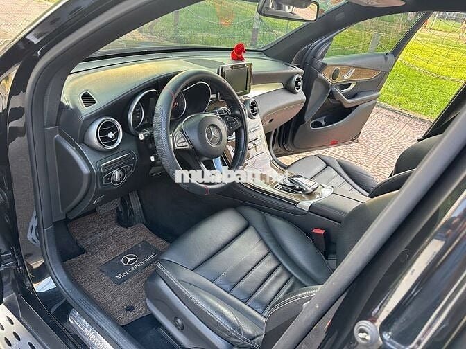 Mercedes Benz GLC 250 4Matic cuối 2016. Xe đẹp Zin