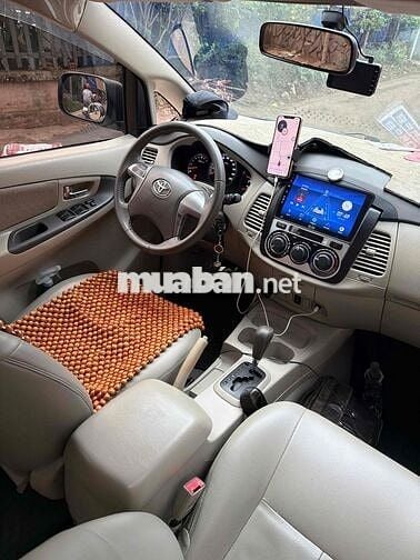 Toyota Innova G 2013 số tự động 8 chỗ. zin chất