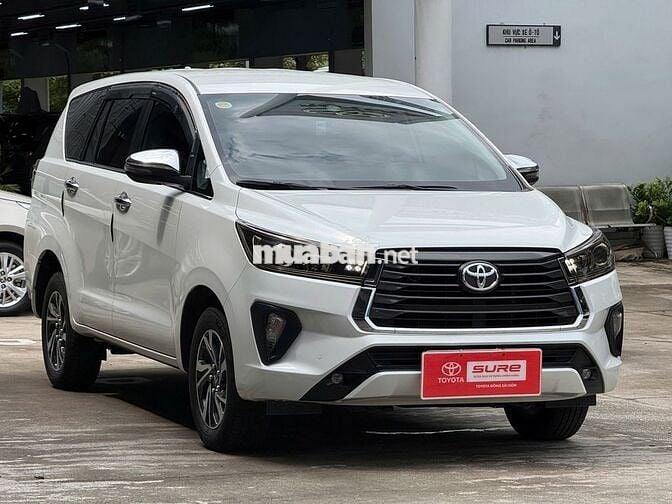Innova 2.0G 2023 Trắng Ngọc Trai 79.000 km