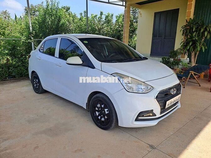 Hyundai Grand i10 Số sàn màu Trắng