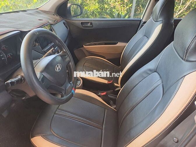 Hyundai Grand i10 Số sàn màu Trắng