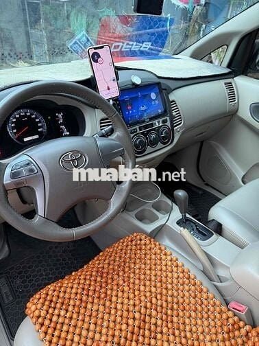 Toyota Innova G 2013 số tự động 8 chỗ. zin chất