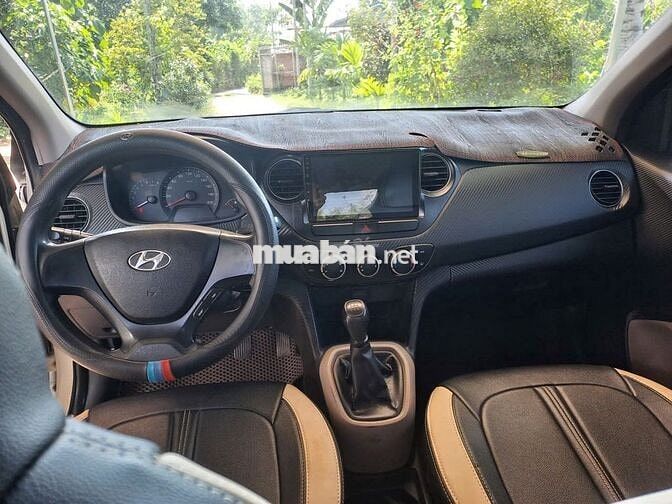 Hyundai Grand i10 Số sàn màu Trắng