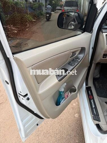 Toyota Innova G 2013 số tự động 8 chỗ. zin chất
