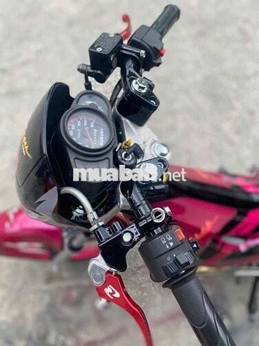 Suzuki Siger Hồng, Đen