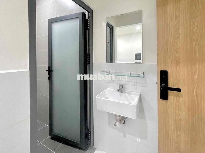 Chính chủ cho thuê CHDV xây mới - full nội thất- gần ĐH Công Thương