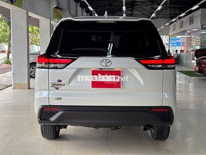 Innova Cross 2.0V 2025 Trắng - GIÁ CÒN GIẢM