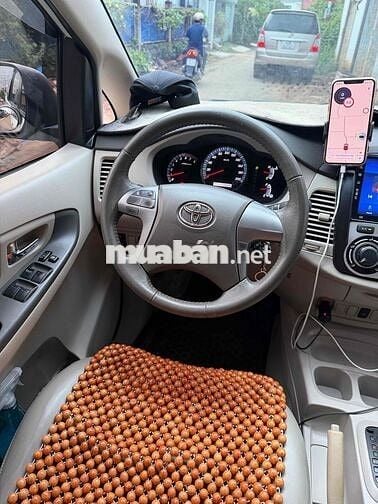 Toyota Innova G 2013 số tự động 8 chỗ. zin chất