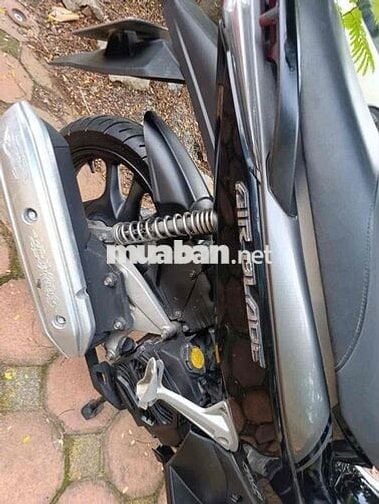 Honda Air Blade Đen bóng