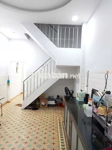 Cho Thuê Nhà hẻm xe hơi đường Nguyễn Tiểu La, P.8, Quận 10.