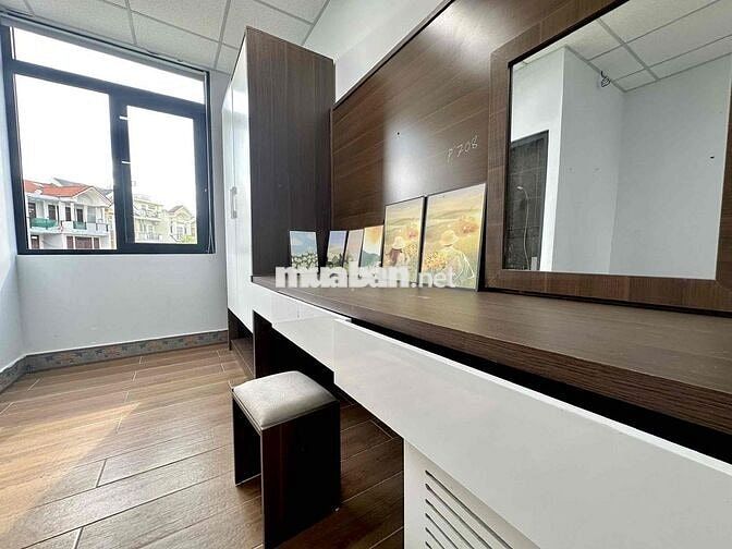 Bến xe Q8 dự án mới giá 4tr7 ở liền có cửa sổ trời siêu thoáng sáng