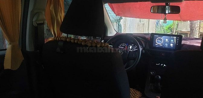 Xe gia đình ít đi, bán giá 420tr, bao test, nguyên zin từ lúc mua.