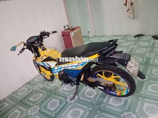 Suzuki Satria 2018 Vàng