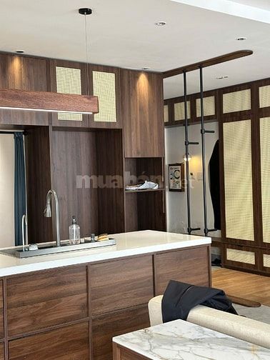Bán căn hộ Đà Nẵng Plaza tầng cao 131m view sông Hàn, full nội thất