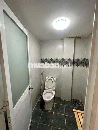 Chính chủ cho huê nguyên căn góc cuối hẻm an ninh mát mẻ 