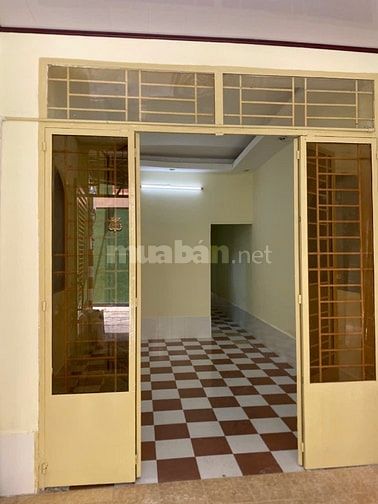 Cho thuê nhà ngay chợ Tân Bình số 553 Lý Thường Kiệt, P.8, TB