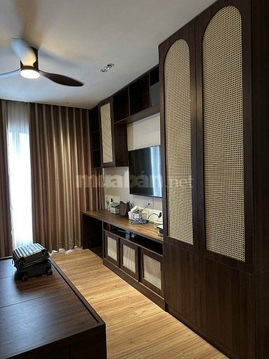 Bán căn hộ Đà Nẵng Plaza tầng cao 131m view sông Hàn, full nội thất