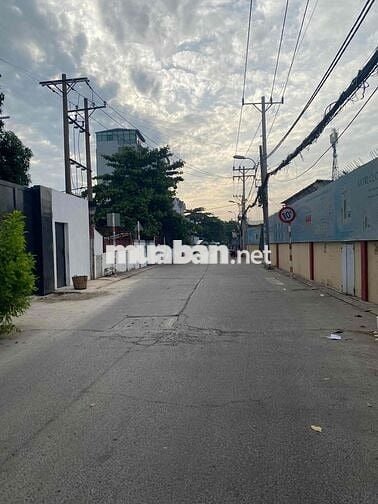 BÁN ĐẤT LÀM KHO XƯỞNG - NGUYỄN VĂN QUÁ - TRƯỜNG CHINH - 3552M2