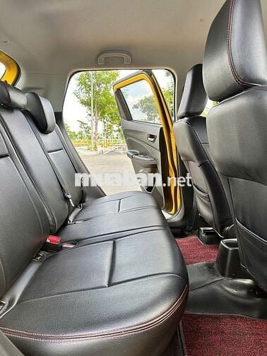 Suzuki Swift GLX 1.2CVT 2020 Vàng 57.500 km