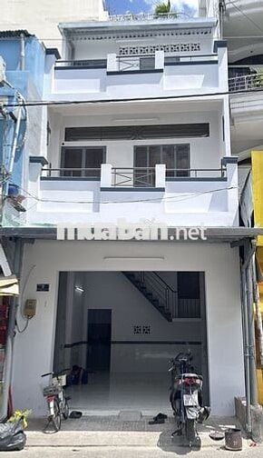 Q. Tân Bình, P.10! Nhà mặt tiền 3 lầu ở và kinh doanh.