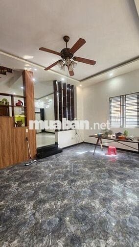 NHÀ 3 TẦNG HỒ XUÂN HƯƠNG ĐỐI DIỆN FURAMA,2 MẶT KIỆT Ô TÔ,SÁT BIỂN