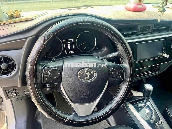 Toyota Corolla Altis 2.0V 2017 Trắng CVT-i