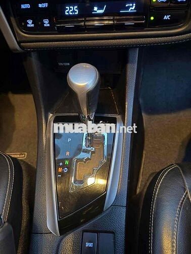 Toyota Corolla Altis 2.0V 2017 Trắng CVT-i