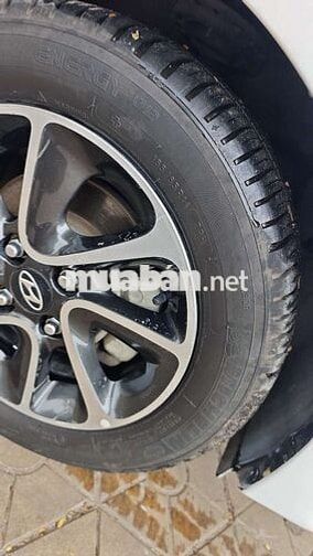 Hyundai i10 2018 Bản đủ Số sàn 1.2 Trắng