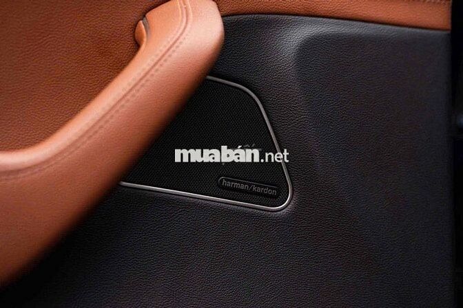 Maserati Levante 2017 cần bán , có hỗ trợ góp