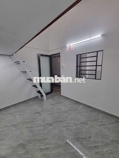 DUPLEX SIÊU XINH NGAY NGÃ TƯ HÀNG XANH - 25M2 - FULL NT-CỬA SỔ-FREE XE