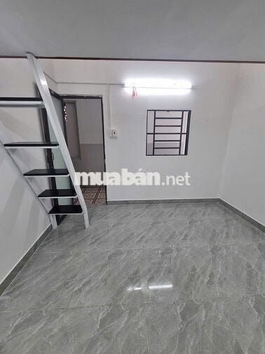 DUPLEX SIÊU XINH NGAY NGÃ TƯ HÀNG XANH - 25M2 - FULL NT-CỬA SỔ-FREE XE