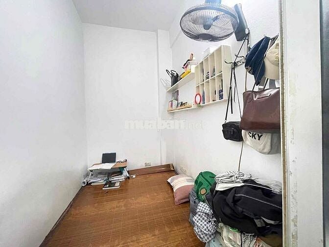 CC Nam Trung Yên, 45m, 2ngủ, Nhà đẹp, Sổ đỏ lâu dài, Giá rẻ đầu tư