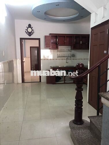NHà 2 lầu KDC an sương 4 x 18m giá 13tr/tháng