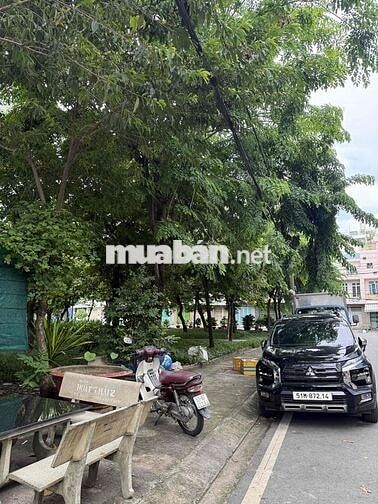 🌳 MẶT TIỀN BÌNH PHÚ 2 – ĐỐI DIỆN CÔNG VIÊN – NHÀ 2 LẦU SÂN THƯỢNG