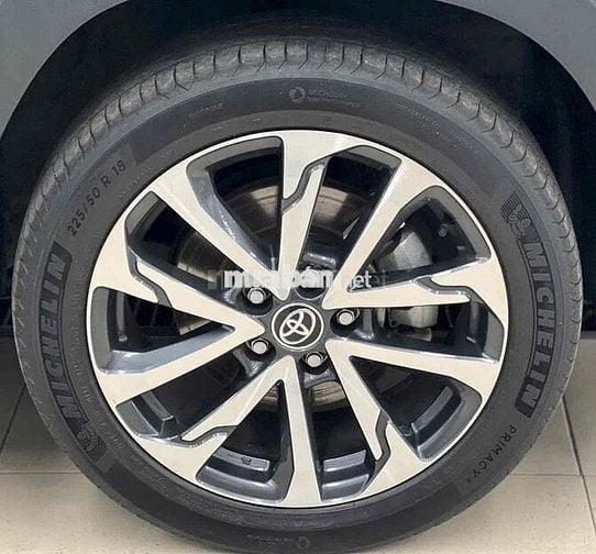 Toyota Cross 1.8V 2023 Đen 35.000km Thái Lan