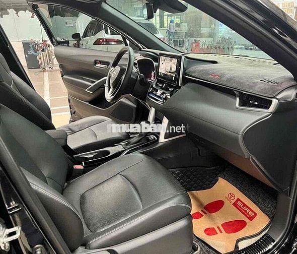 Toyota Cross 1.8V 2023 Đen 35.000km Thái Lan