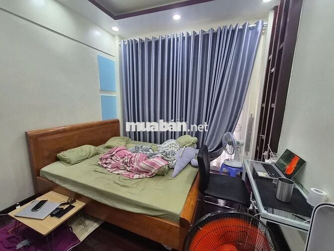 Nhỉnh 6 tỷ hơn - nhà hẻm xe tải thông - 5 tầng BTCT - Chủ gấp bán