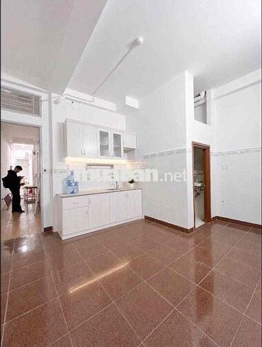 🏡 2PN 45M² GẦN SÂN BAY TSN – TÁCH BẾP, BAN CÔNG