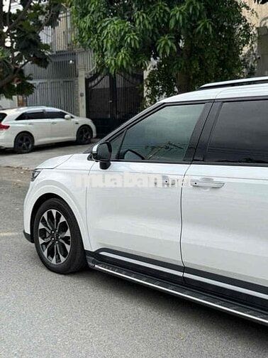 Kia Carnival 2.2 Dầu Premium 2023 1  chủ mua mới