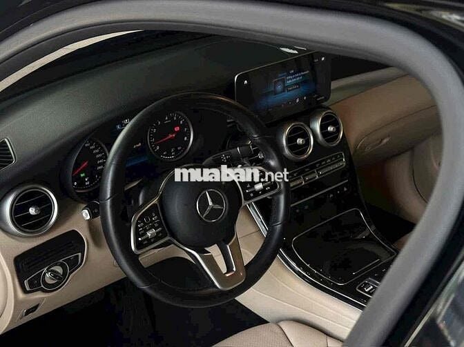 Mercedes GLC200 Facelift 2021 53.000km Đen