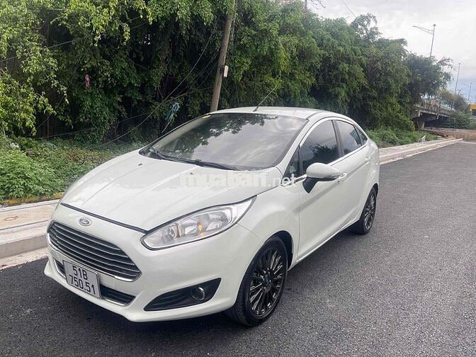 Ford Fiesta 2016 Tự động Trắng .kiểm mới.9 chủ bán