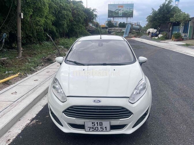 Ford Fiesta 2016 Tự động Trắng .kiểm mới.9 chủ bán