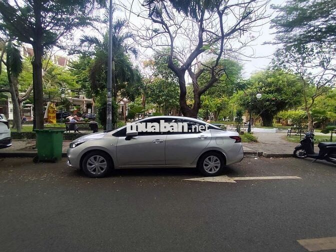 Nissan Almera 2021 1.0 Turbo Tự động Bạc