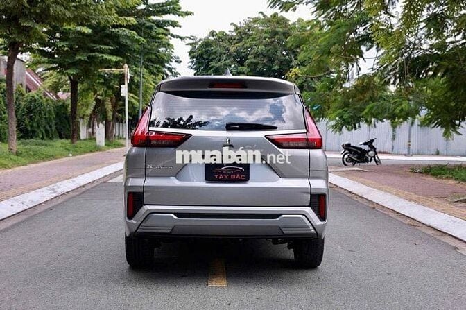 Mitsubishi Xpander Premium 2023 Bạc 65.000 km