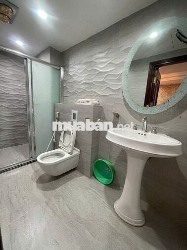 CHO THUÊ CĂN HỘ CHUNG CƯ-D2 GIẢNG VÕ-HÀ NỘI