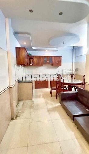 Cho thuê nhà hẻm xe hơi 4x12m 2 lầu sân thượng 4pn 3wc 12tr