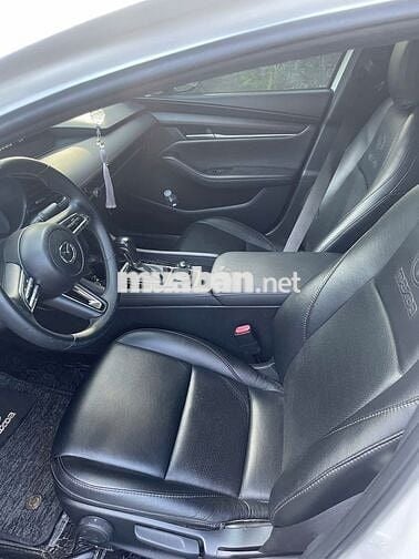Mazda Mazda 3 Deluxe 2022 Trắng 50000 km
