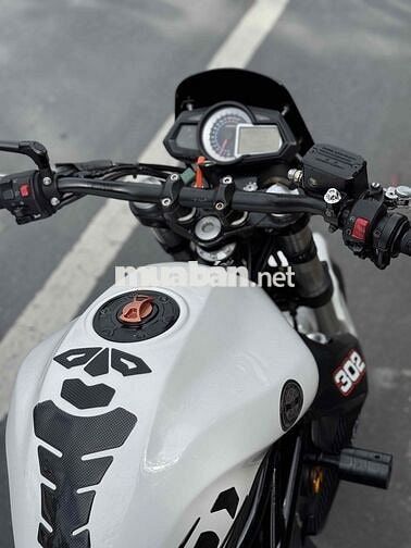 Benelli 302 Trắng Xe côn tay
