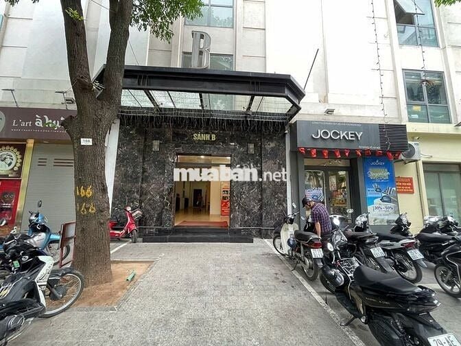 CHO THUÊ CĂN HỘ CHUNG CƯ-D2 GIẢNG VÕ-HÀ NỘI
