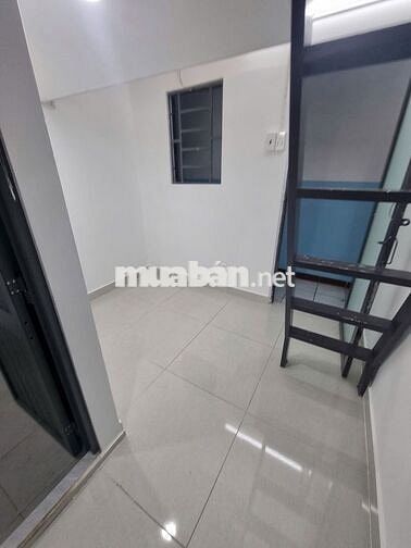 CÒN 2P DUPLEX SIÊU XINH NGAY CHỢ BÀ CHIỂU - 20M2 - CỬA SỔ - FREE XE 